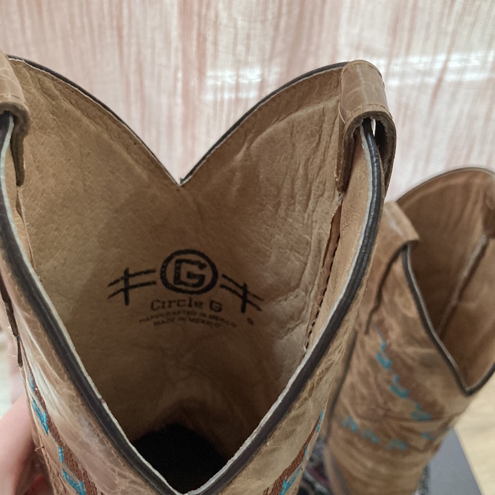 Circle G women’s leather embroidered cowgirl boots. Size 7 - Picture 3 of 7